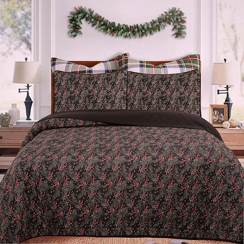 3 Pcs Festive Christmas Quilt Bedspread Set Holiday Bedding Holly Berry Tree