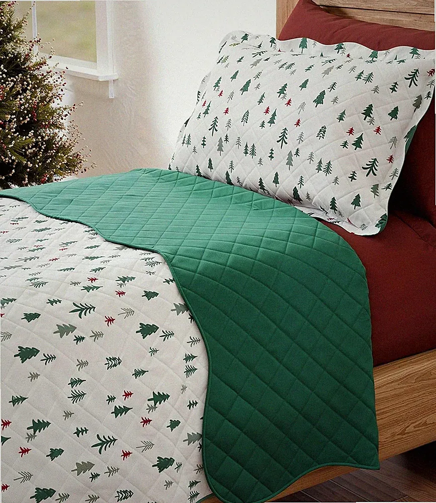CGK Unlimited Christmas Tree Quilt Set Twin XL Holiday Coverlet w/ 1 Sham 68x86