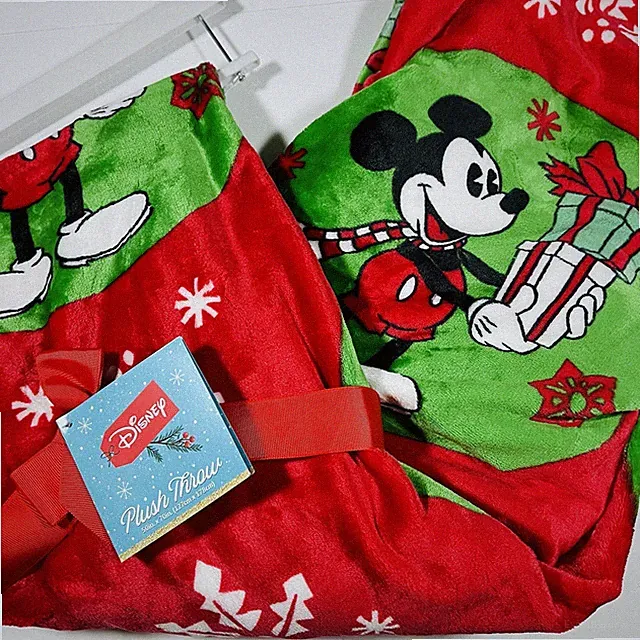 Disney Mickey & Minnie Mouse Christmas Tree Gifts Throw Blanket 50”x70” Red NEW