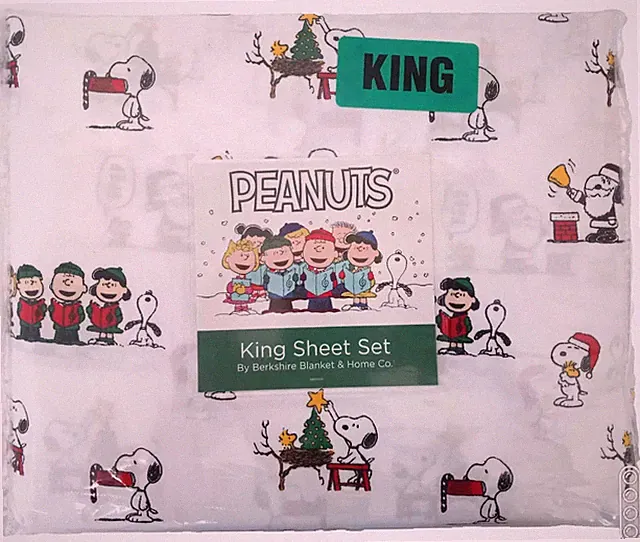 Peanuts Snoopy Christmas Caroling Tree KING SIZE Sheet Set - easy care polyester