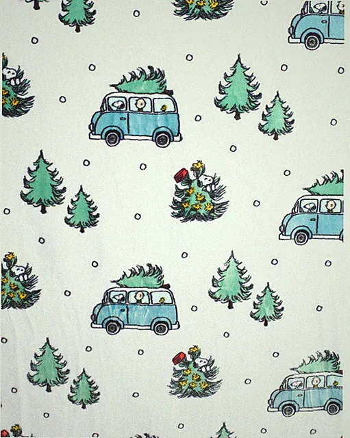 Peanuts Snoopy Woodstock Christmas Tree Hunt Plush Throw Blanket 50" X 70"