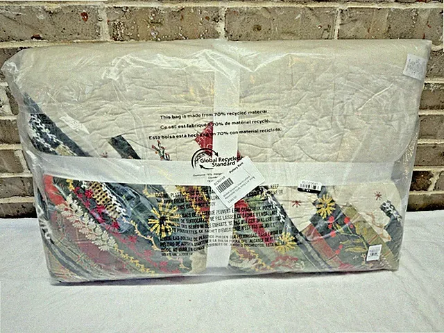 Pottery Barn Christmas Winter Dream King Quilt Patchwork Christmas Tree NEW