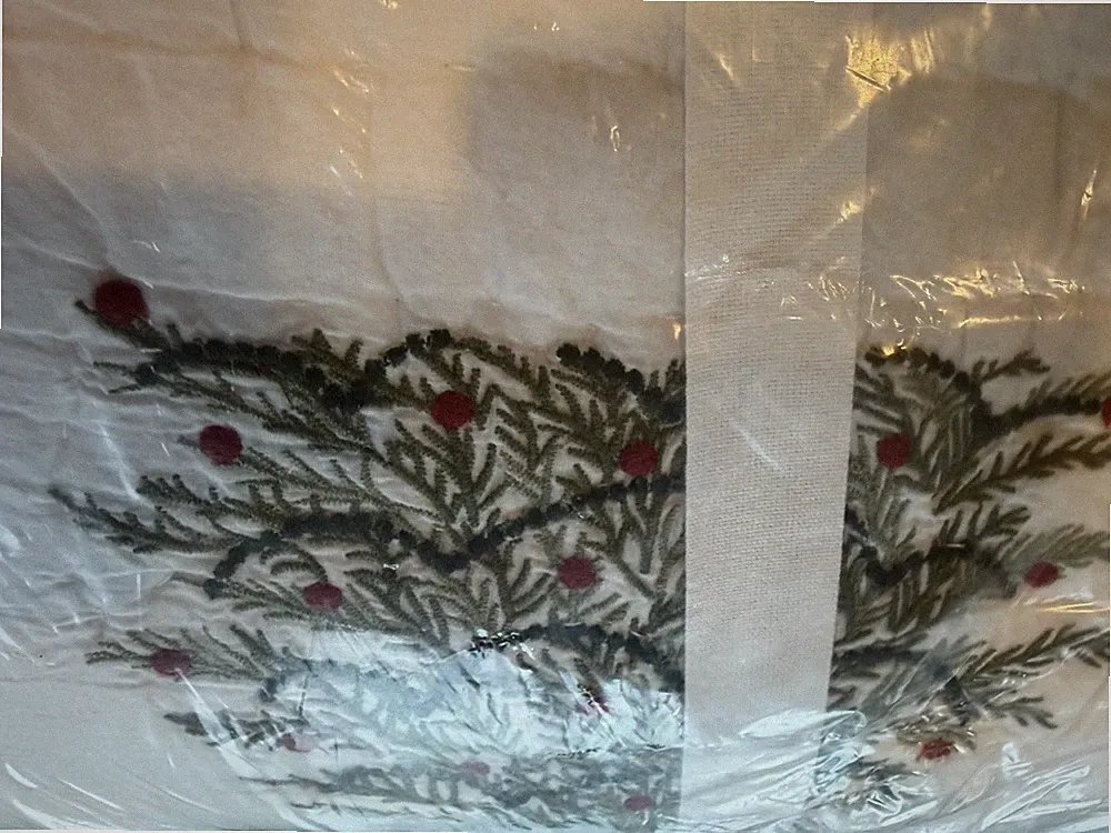 West Elm Tannenbaum Tree full queen quilt + 2 standard Shams Christmas New w tag